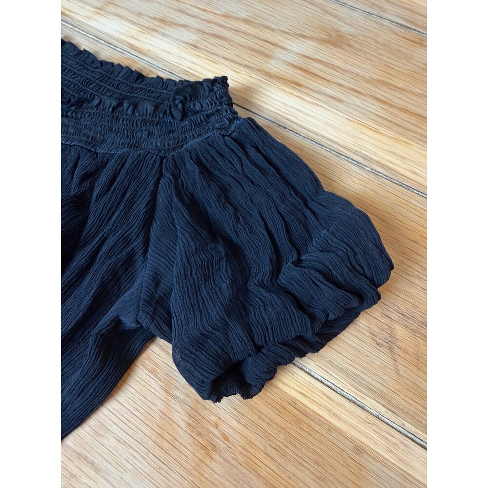 Bebe Y2K 100% Silk Black Smocked Top Blouse Short Sleeve Ruffle Size S - Picture 3 of 9